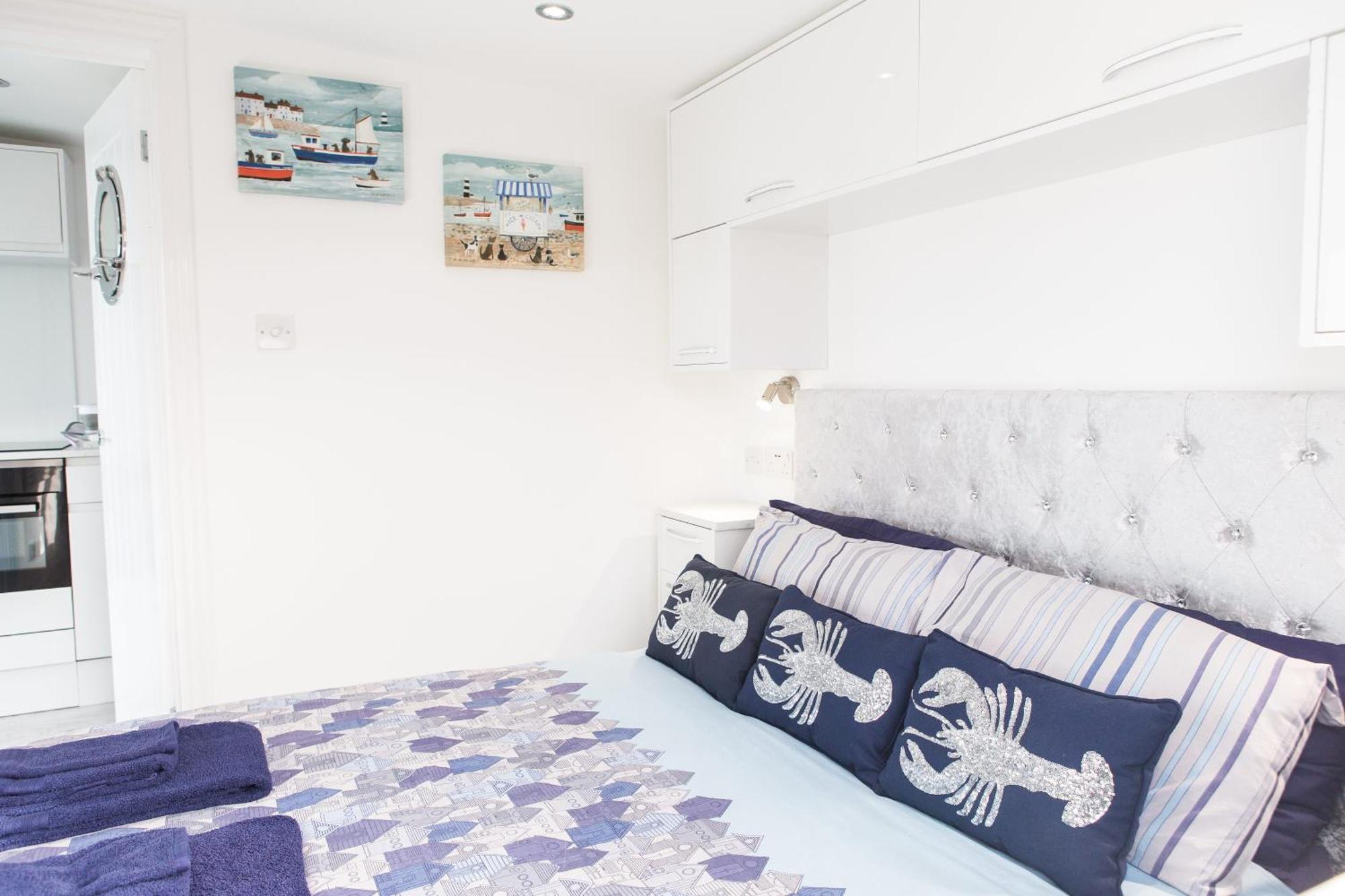 2 Bedroom Chalet With Sea Views Plymouth Exterior photo
